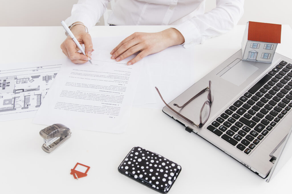revision de contrato
